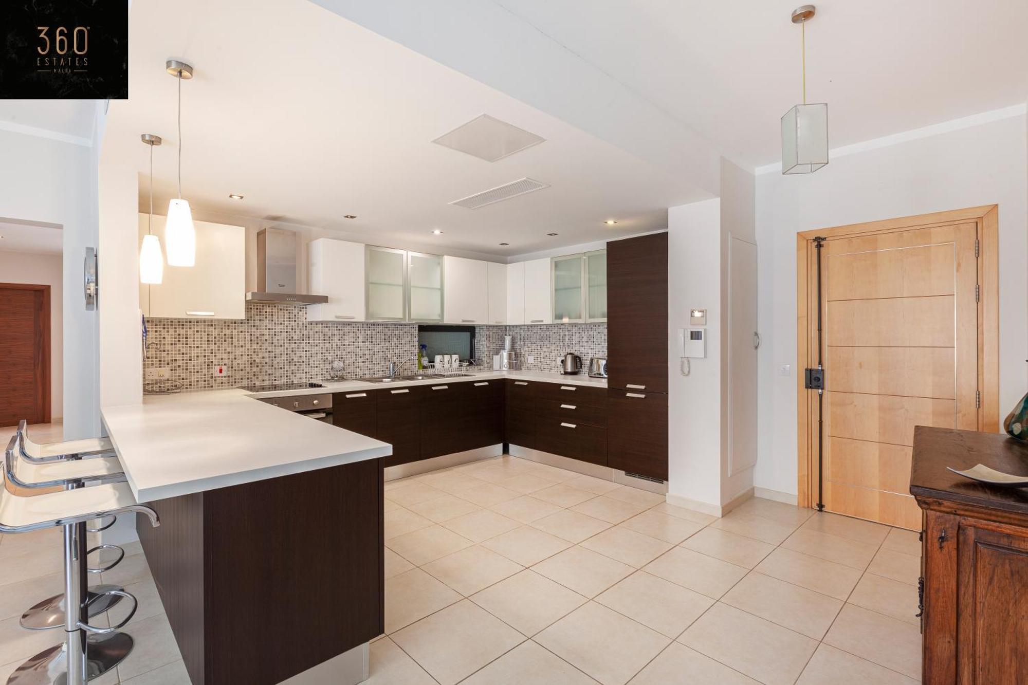 Pender Lux Complex - 3Br Unit With Private Parking By 360 Estates Apartment Saint Julian's ภายนอก รูปภาพ